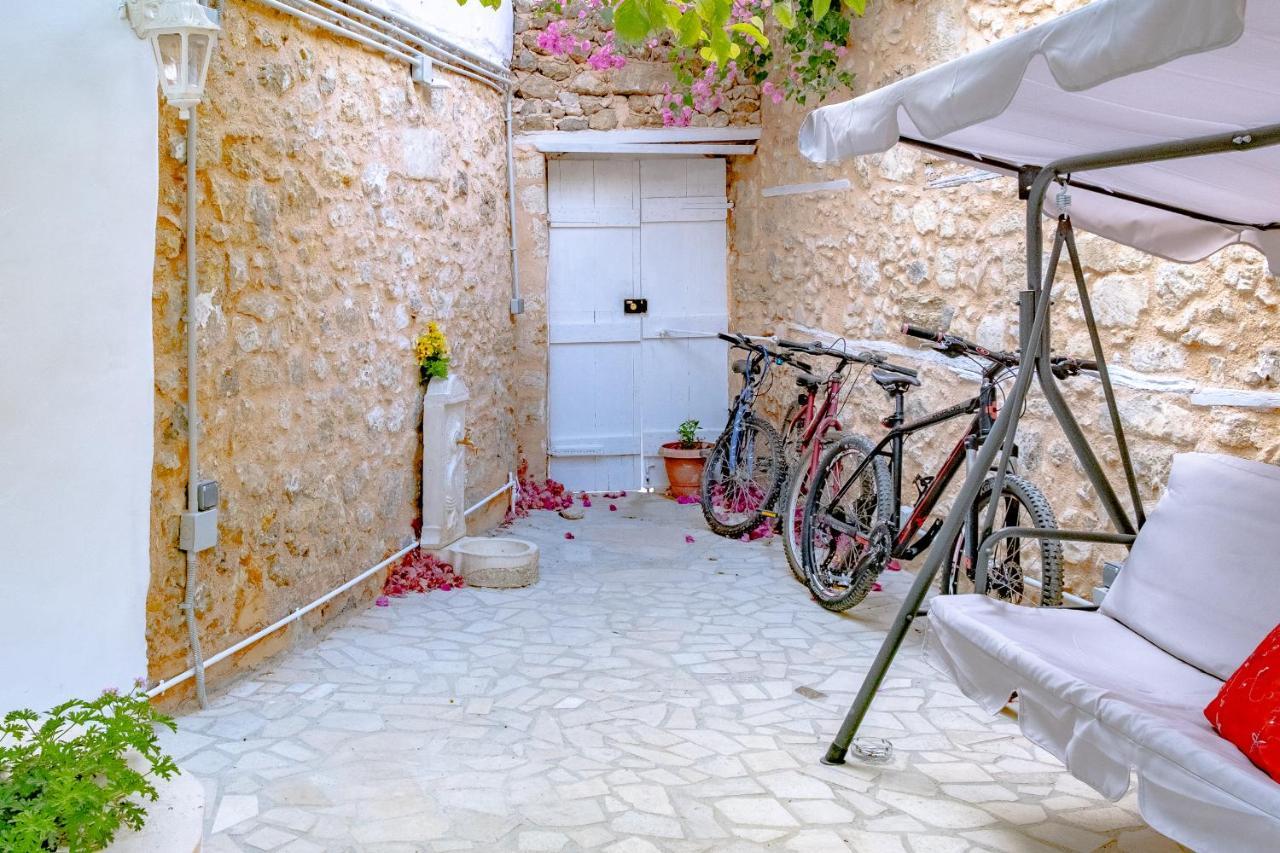 The Venetian Walls 'Central House With Private Courtyard - Charmy & Cheap' Ηράκλειο Κρήτης Εξωτερικό φωτογραφία