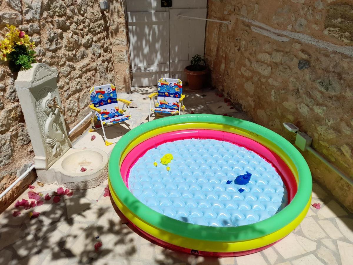 The Venetian Walls 'Central House With Private Courtyard - Charmy & Cheap' Ηράκλειο Κρήτης Εξωτερικό φωτογραφία